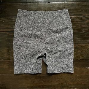 TLF Boost Scrunch Seamless High Waisted Shorts-Black Heather-Size Small
